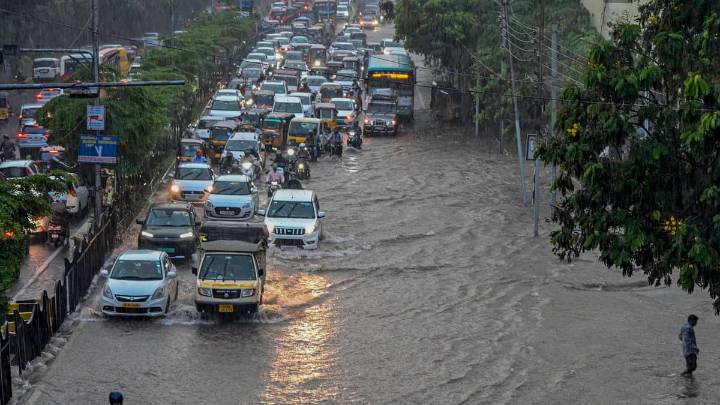 Brace for heavy monsoon rains on Thursday as IMD Hyderabad issues orange alert