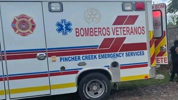 Golpean a hombre en camino de terracería al norte de Mazatlán