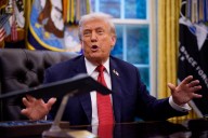 Trump signs deal to keep TikTok in US and values it at $14,000,000,000