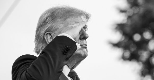 Watch Live: Donald Trump Makes Announcement from the Oval Office