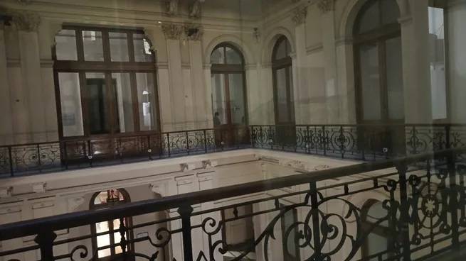 Humo en Casa Rosada: evacuaron las oficinas de Santiago Caputo por un cortocircuito en la cocina