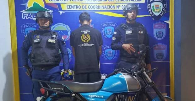 Aprehendido adolescente por practicar moto piruetas en Tucacas
