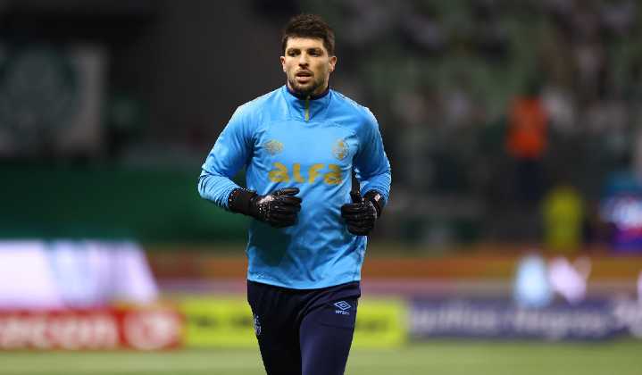 Tiago Volpi vuelve a meter gol en el Brasileirao y ya es el segundo mejor anotador del Gremio