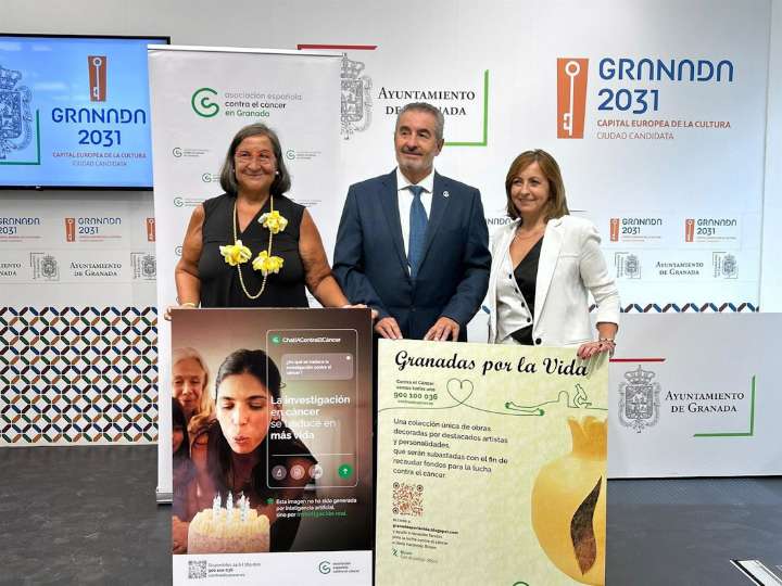 La capital se une a la iniciativa Granadas por la Vida contra el cáncer