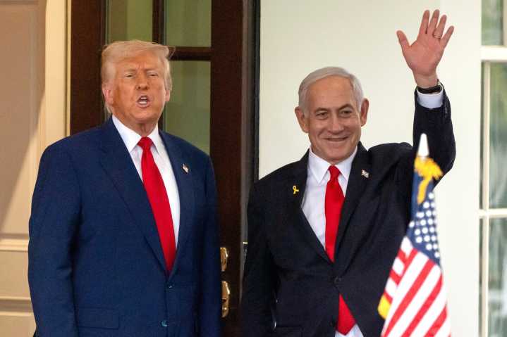 Netanyahu and Trump are set to meet as pressure mounts to end war in Gaza