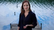 Rebecca Makkai cuestiona los tejidos del true crime en la novela “Tengo unas preguntas para usted”