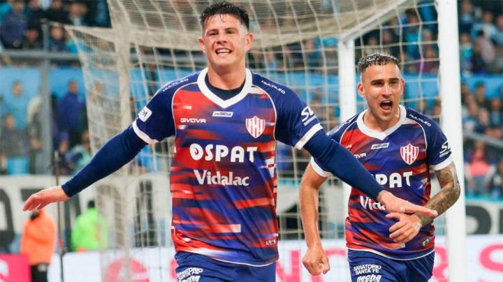 Racing sigue sin reacción y Unión de Santa Fe le dio otro cachetazo en Avellaneda