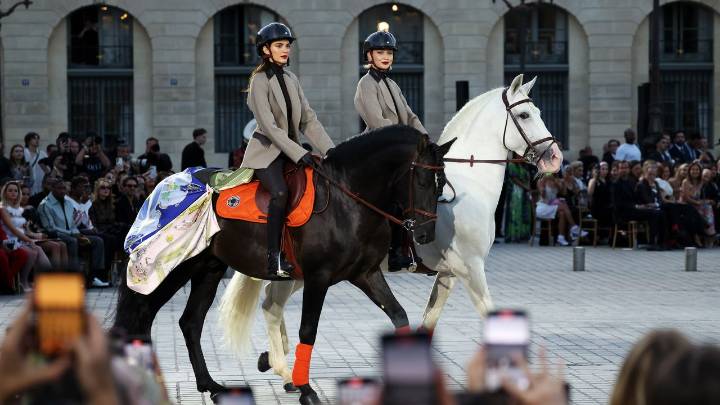 Fashion Loves a Horse Girl!