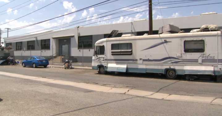 Los Angeles business owners using loud insect noises to deter homeless encampments