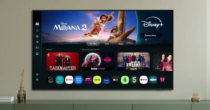 EE reduces £269 4K Samsung TV to lowest ever price