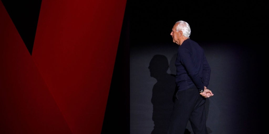 De Penélope Cruz a Donatella Versace: el mundo rinde homenaje y se despide de Giorgio Armani