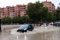 Una borrasca pone en alerta el este de España con lluvias intensas y suspensión de clases