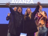 Milei cerro la campaña libertaria en Moreno: fuerte defensa de Karina y otra advertencia de un intento de atentar contra su vida