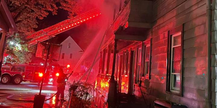 14 people displaced following Springfield fire