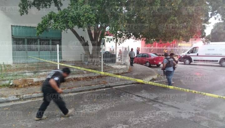 Broncazo en cantina de Campeche: hasta uno terminó siendo plomeado