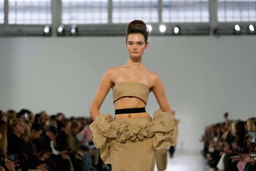Lightness and strength at Max Mara for spring