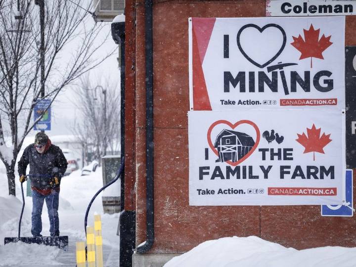 Poll shows Albertans support mining steelmaking coal amidst US tariffs