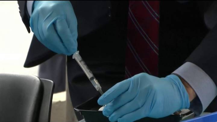 Florida working to end all vaccine mandates, DeSantis and Ladapo announce