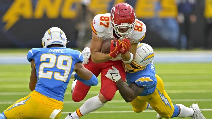 National Anthem Controversy Rears Heads at Chiefs vs Chargers Game as Musician Booed