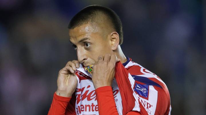 Muestra Chivas orgullo mexicano y le grita 2 veces a América