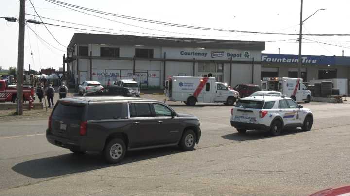 Bear spray cannister accidentally crushed at Courtenay Return