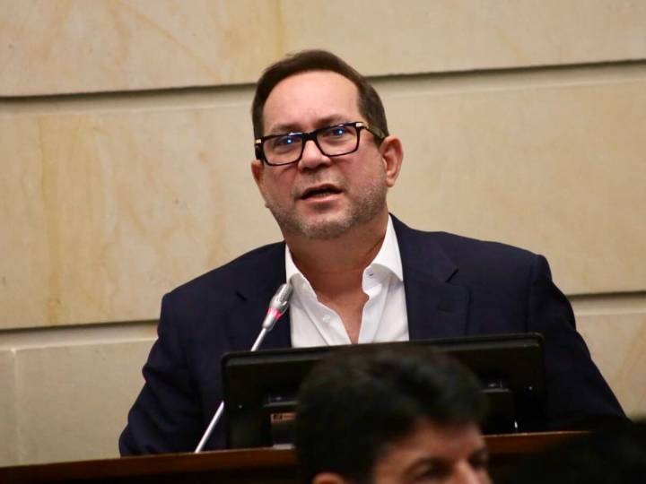 Cada quien asume cómo votar: Lidio a senadores sancionados