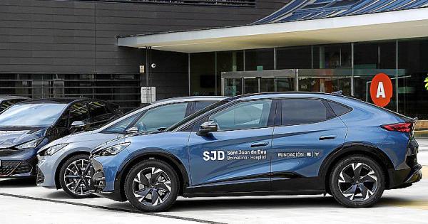 Cupra cede 4 vehículos al Hospital Sant Joan de Déu