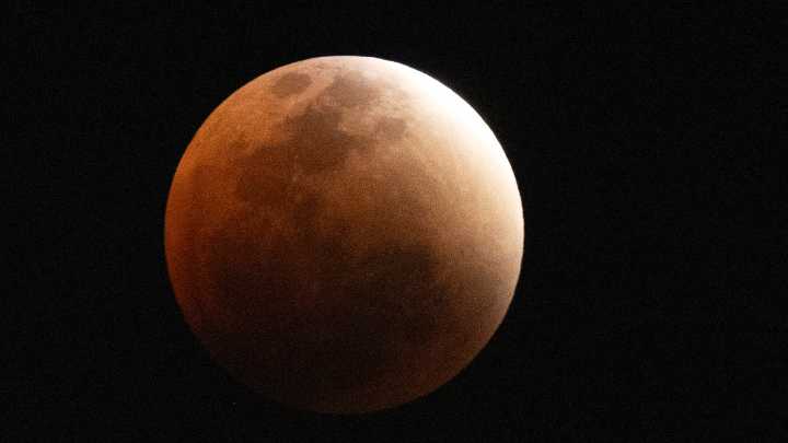 Las mejores imágenes del eclipse de Luna