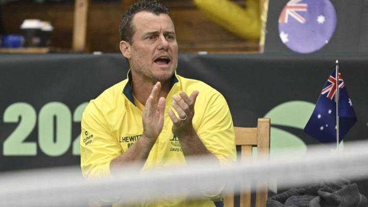 Two-time Grand Slam champion Lleyton Hewitt suspended for 2 weeks for pushing anti