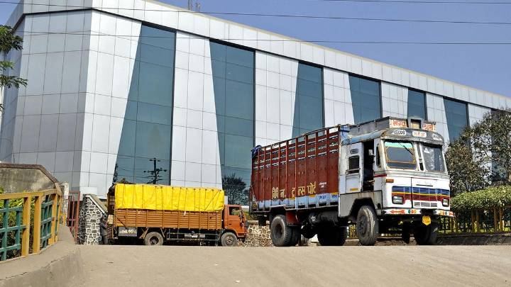 Sahara Group seeks Supreme Court nod to sell key properties to Adani Group