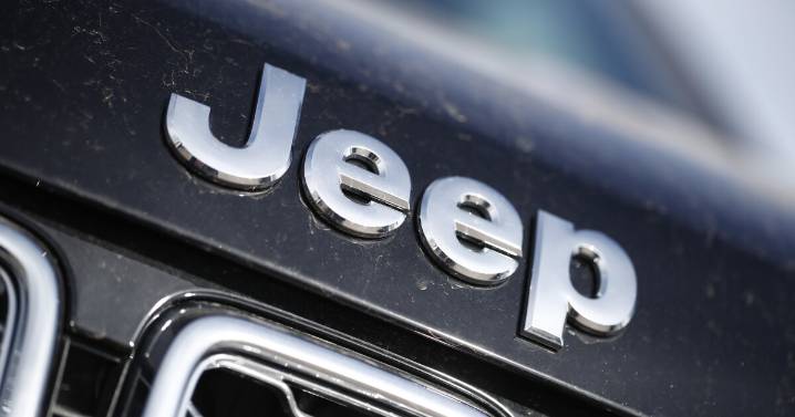 More than 90,000 Jeep Grand Cherokees recalled over potential loss of drive power