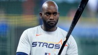 Yordan Alvarez leaves game against Rangers with ankle injury
