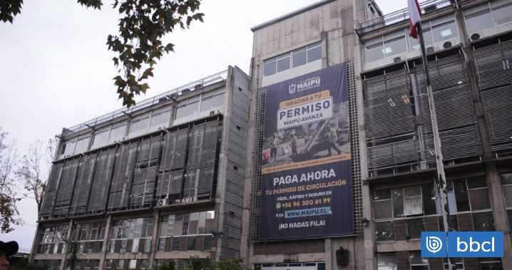 Municipio de Maipú asegura que funcionarios detenidos por robo de cables ya estaban en sumarios