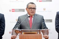 Fiscalía señala a Juan Santiváñez como líder de presunta red criminal