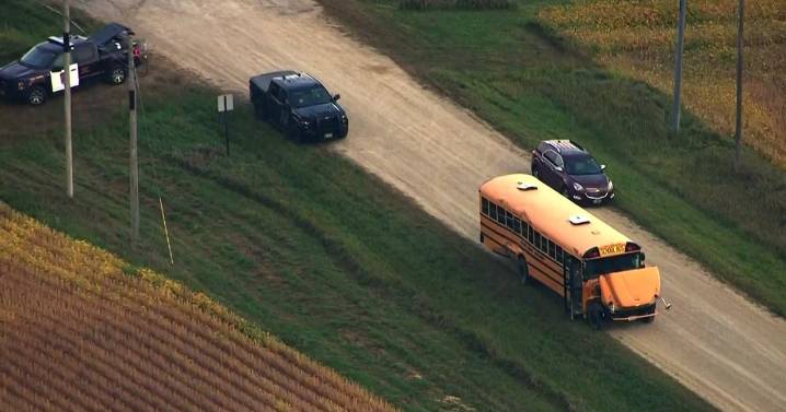 5 students injured in crash involving 2 school buses in southern Minnesota