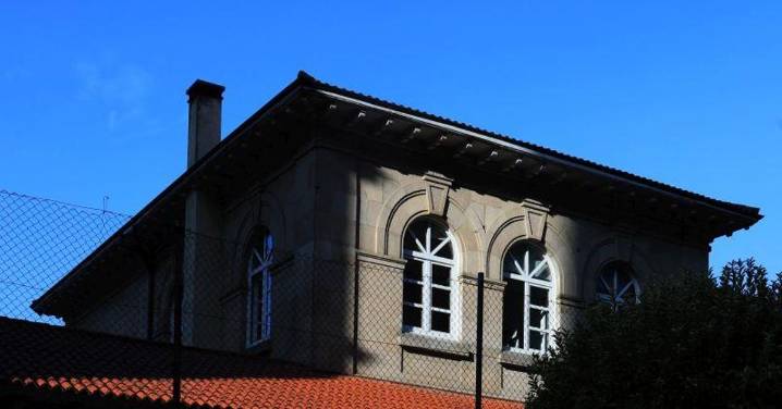 El colegio Curros Enríquez