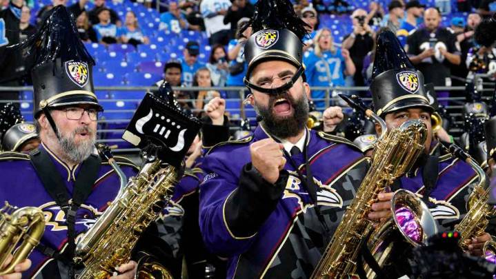Jason Kelce Plays the Sax With the Baltimore Ravens Marching Band