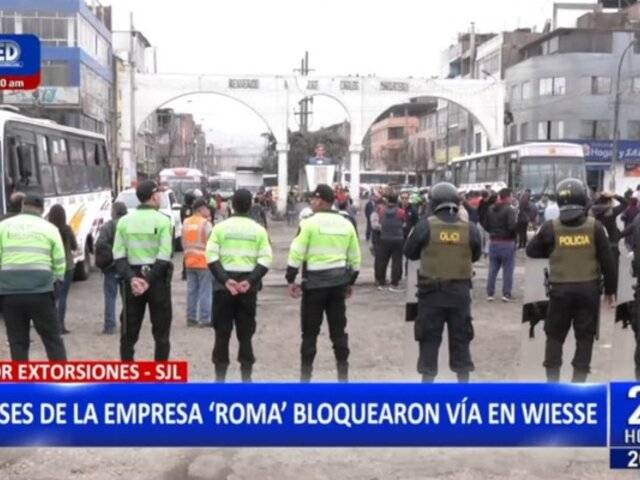 Transportistas bloquearon la Av. Wiesse en SJL y marcharon hasta el Congreso