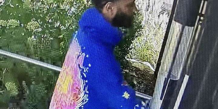 Woodbury police attempting to identify man who attempted to purchase bracelet using fraudulent Apple Pay account