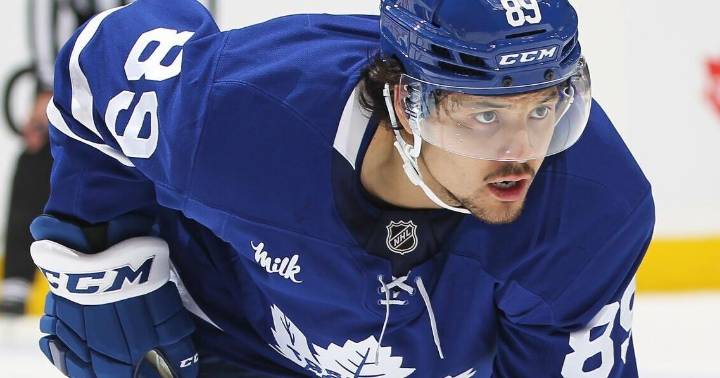 Maple Leafs notebook: Nick Robertson fills net in scrimmage