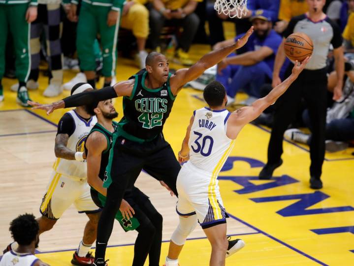 Reports: Al Horford agrees to deal with Warriors, solidifying center position