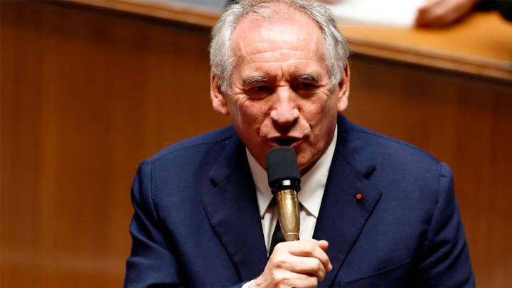 Crisis política en Francia: el primer ministro renunciará tras perder el apoyo del Parlamento
