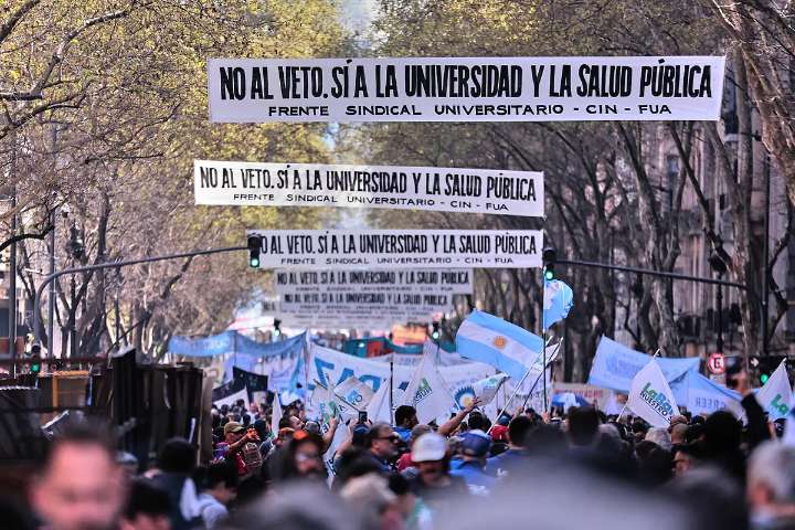 El Parlamento endurece la rebelión contra Milei y le muestra límites al presidente en medio de las turbulencias financieras