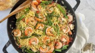 Copycat Olive Garden Shrimp Scampi Recipe