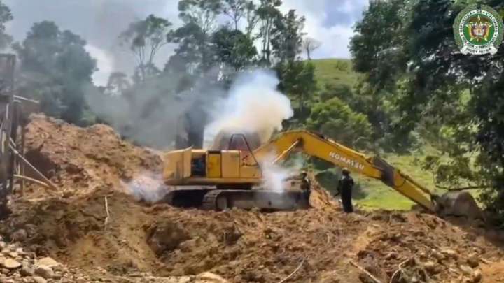 Policía desmantela millonario complejo minero del Clan del Golfo en Antioquia