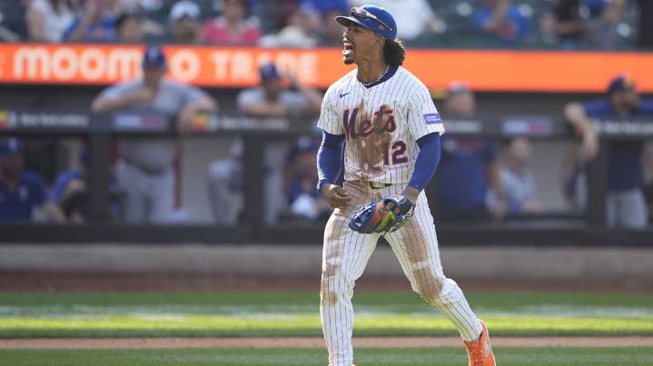 Mets’ Francisco Lindor can’t hide emotions as wife plays National Anthem