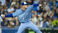 Blue Jays $110M Star Gives Epic Shoutout to AMA Winner for Moving Tribute to Late Toronto Legend