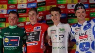 Visma, Lidl-Trek, UAE y Q36.5 improvisan un podio final alternativo por La Vuelta en el hotel del Visma