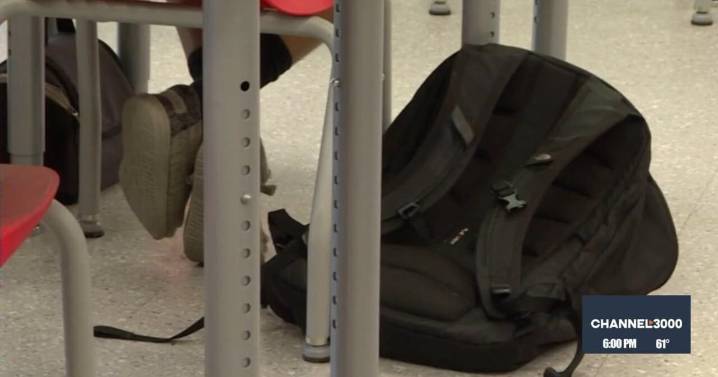MMSD 'weighs in' about why they stuck with unweighted GPA system for high schoolers
