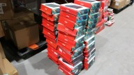 Acusan a un hombre de vender dos millones de dólares en productos falsificados de Nintendo